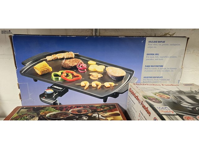 Lot 116 - gourmet, bakplaat en fondue set - afbeelding 4 van  4