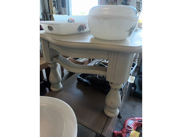 Lot 116 - salontafel - afbeelding 2 van  3