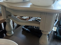 Lot 116 - salontafel - afbeelding 2 van  3