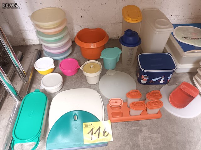 Lot 116 - tupperware. 37 stuks - afbeelding 2 van  4