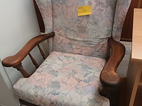 Lot 116 - vintage oorfauteuil - afbeelding 1 van  4