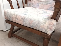 Lot 116 - vintage oorfauteuil - afbeelding 2 van  4