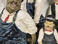 Lot 117 - laurel & hardy beeldjes 6 stuks - afbeelding 2 van  4