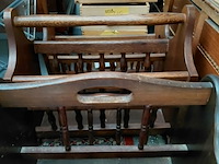 Lot 117 - lot houten krantenbak - afbeelding 1 van  4