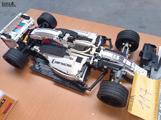 Lot 117 - mould king f1 racewagen - afbeelding 4 van  5