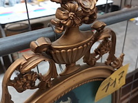 Lot 117 - ovalen vergulde kader - afbeelding 2 van  3