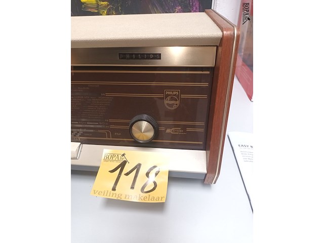 Lot 118 - antiek radio philips - afbeelding 2 van  4