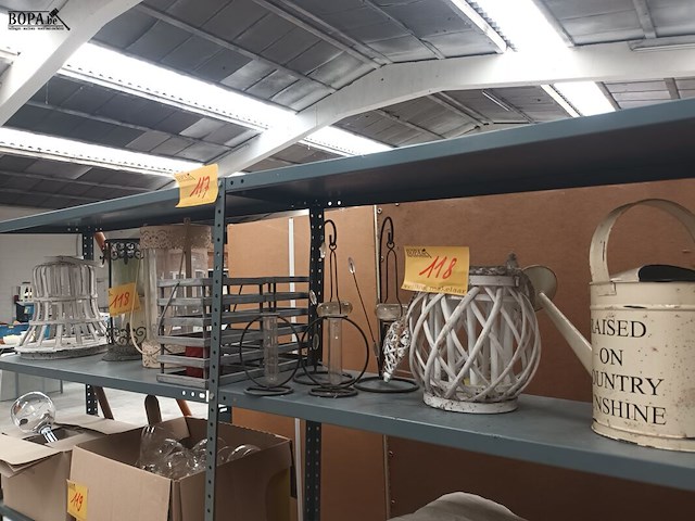 Lot 118 - decoratie - 11 stuks - afbeelding 1 van  5