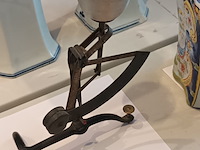 Lot 118 - eierweegschaal - afbeelding 3 van  3