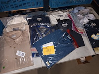 Lot 118 - herenkledij. 17 stuks - afbeelding 1 van  4