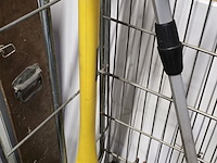 Lot 118 - inhoud rolcontainer ong 6 stuks - afbeelding 3 van  6