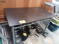 Lot 118 - keukentafel - afbeelding 1 van  2