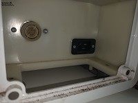 Lot 118 - koffieroommachine - afbeelding 5 van  5