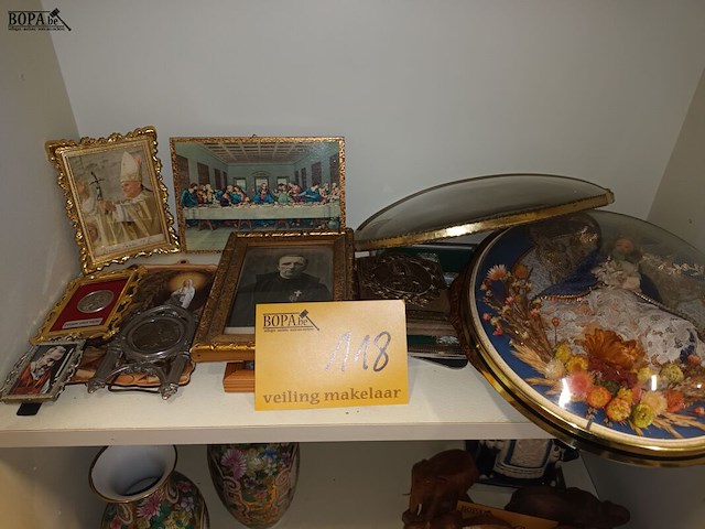 Lot 118 - religieuze kleine kaders. 13 stuks - afbeelding 1 van  7
