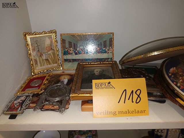 Lot 118 - religieuze kleine kaders. 13 stuks - afbeelding 2 van  7