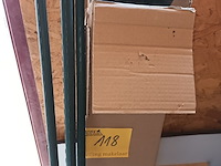 Lot 118 - restrol tuindraad en palen - afbeelding 1 van  4