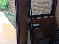 Lot 118 - restrol tuindraad en palen - afbeelding 4 van  4