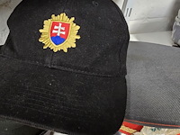 Lot 118 - slowakije 2 kepies + 1 pet - afbeelding 4 van  4