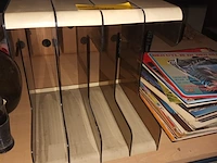 Lot 118 - vintage platenrek