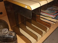Lot 118 - vintage platenrek - afbeelding 2 van  2