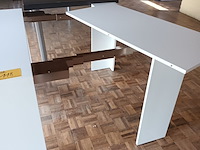 Lot 118 - witte uittrekbare console tafel - afbeelding 3 van  4