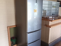 Lot 119 - koel/vriescombinatie haier - afbeelding 1 van  6