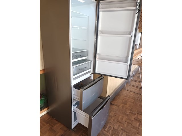 Lot 119 - koel/vriescombinatie haier - afbeelding 3 van  6