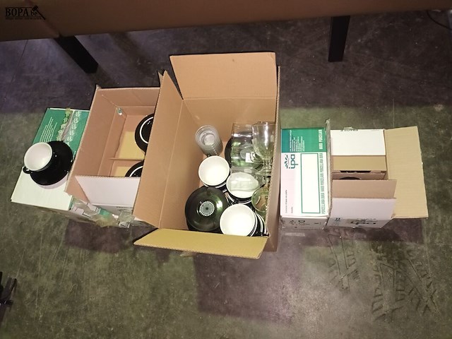 Lot 119 - koffietassen. 5 dozen - afbeelding 5 van  6