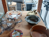 Lot 119 - lot asbakken in glas, tin, koper..., ong. 6 stuks - afbeelding 1 van  4