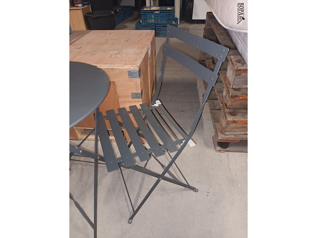 Lot 119 - metalen tuinset - afbeelding 3 van  4