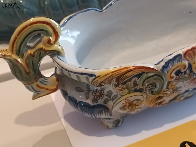 Lot 119 - rouen porselein - afbeelding 2 van  4