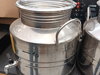 Lot 119 - rvs transportvat met kraan. 2 stuks - afbeelding 4 van  4