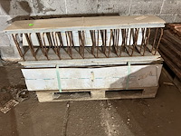 Lot 11 - afbeelding 2 van  2