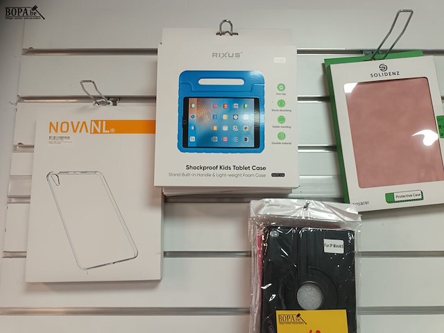 Lot 12 - accessoires voor gsm en tablet. 23 stuks - afbeelding 2 van  5