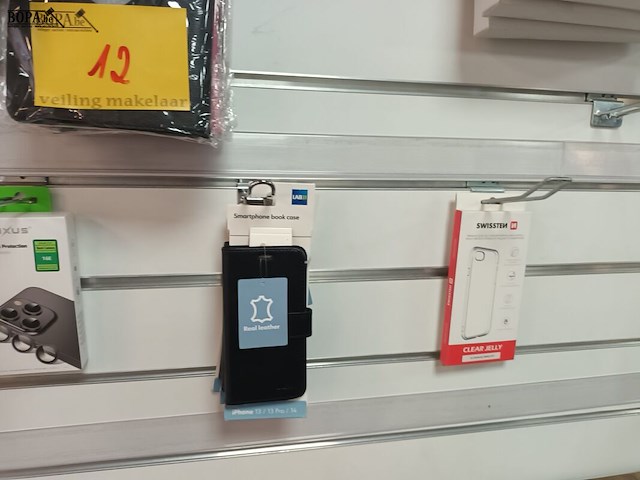 Lot 12 - accessoires voor gsm en tablet. 23 stuks - afbeelding 4 van  5