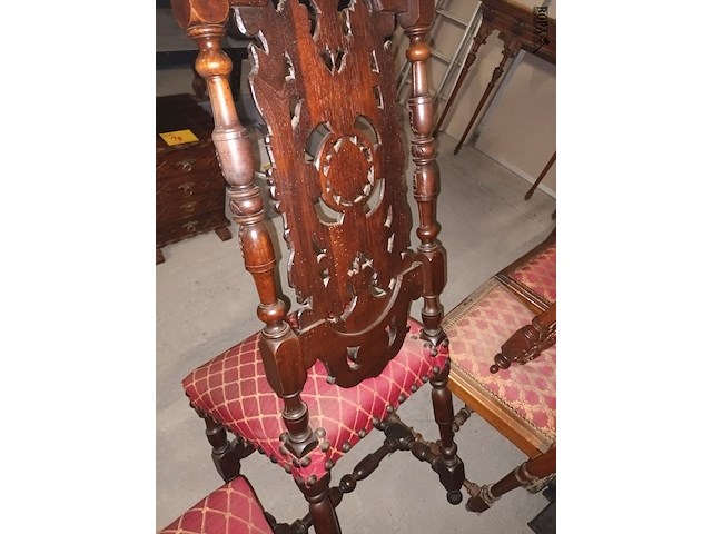 Lot 12 - antieke stoel. 2 stuks - afbeelding 4 van  4