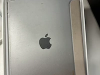 Lot 12 - apple ipad - 2 stuks - afbeelding 7 van  8