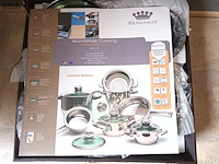 Lot 12 - berghaus kookpotten set in koffer - afbeelding 3 van  6