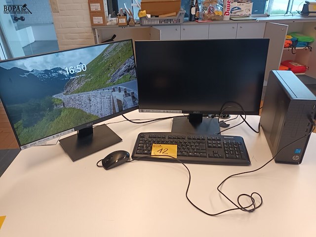 Lot 12 - computer configuratie - afbeelding 1 van  5