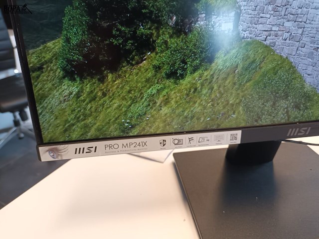 Lot 12 - computer configuratie - afbeelding 4 van  5