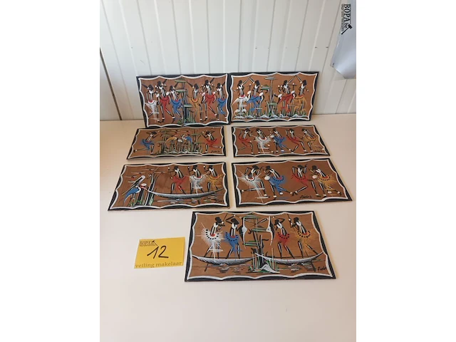 Lot 12 - congolese kunst op hout. 7 stuks - afbeelding 1 van  4