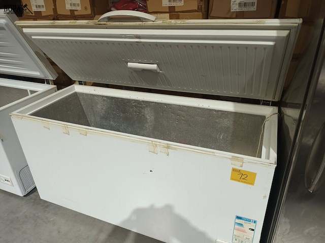 Lot 12 - diepvrieskoffer zanussi - afbeelding 1 van  4