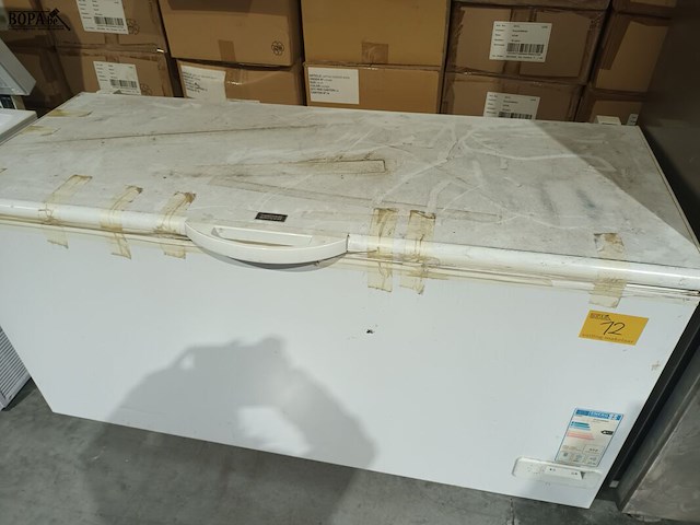 Lot 12 - diepvrieskoffer zanussi - afbeelding 4 van  4