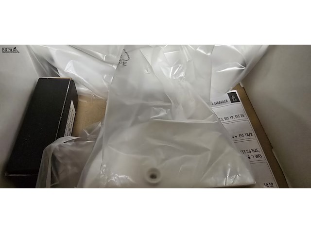 Lot 12 - energie zuinige schijnwerpers nieuw 2 stuks - afbeelding 4 van  4