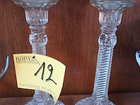 Lot 12 - kandelaars in glas. 2 stuks - afbeelding 3 van  3