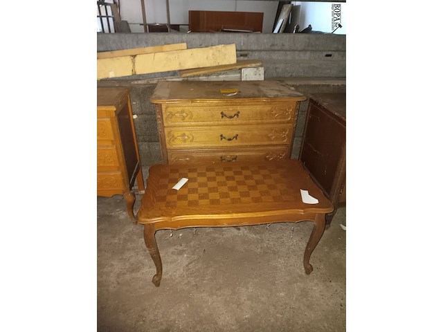 Lot 12 - ladekastje en salontafel - afbeelding 1 van  1