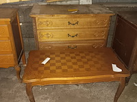 Lot 12 - ladekastje en salontafel