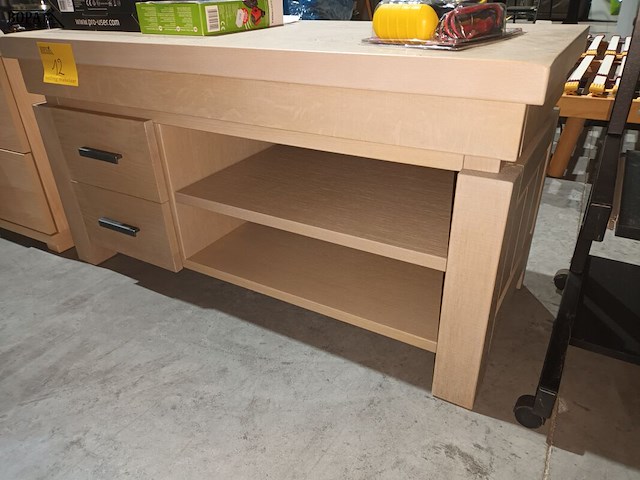 Lot 12 - lage kast - afbeelding 3 van  3