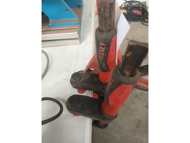 Lot 12 - lijmklem bessey. 3 stuks - afbeelding 4 van  4