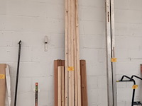 Lot 12 - lot hout